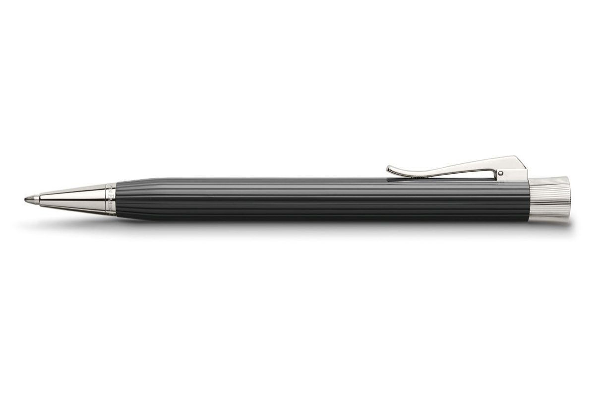 Een Graf von Faber-Castell Intuition Platino Black Balpen koop je bij Pengraveren.nl